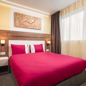  Apartament арт студио