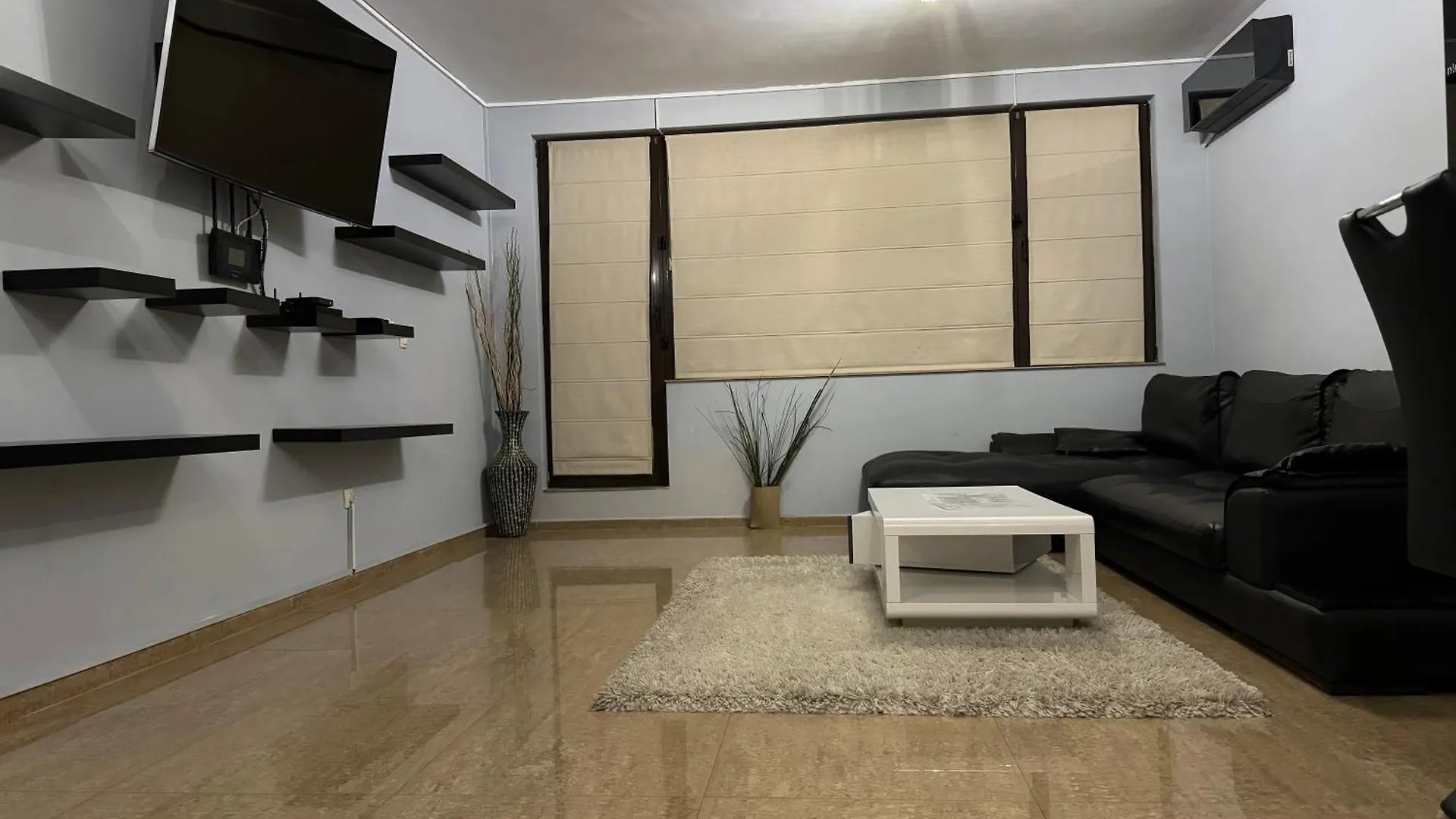 Apartments Las Tres Palmas Sofia 0*,  Bulgaria