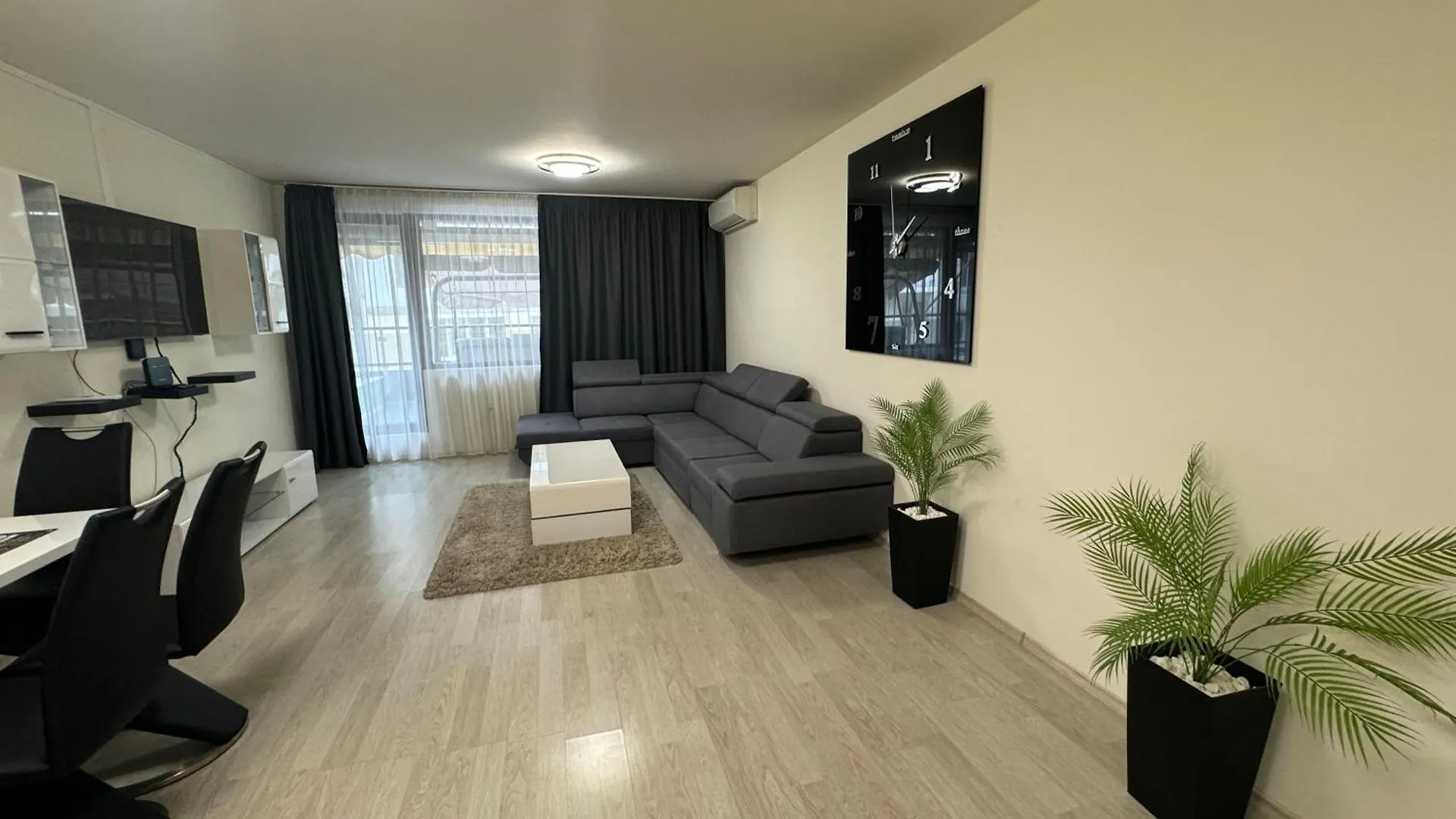 Apartments Las Tres Palmas Sofia